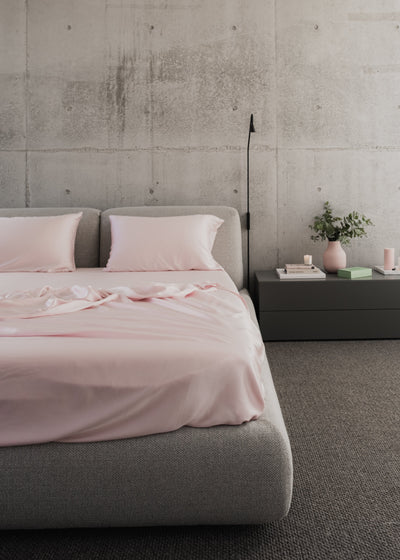 Eucalyptus Vegan Silk™ Sheet Set | Pink